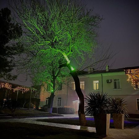 Armon Apart Hotel Khujand Esterno foto