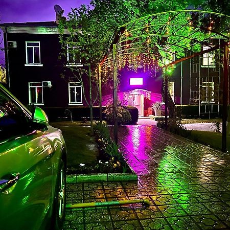 Armon Apart Hotel Khujand Esterno foto