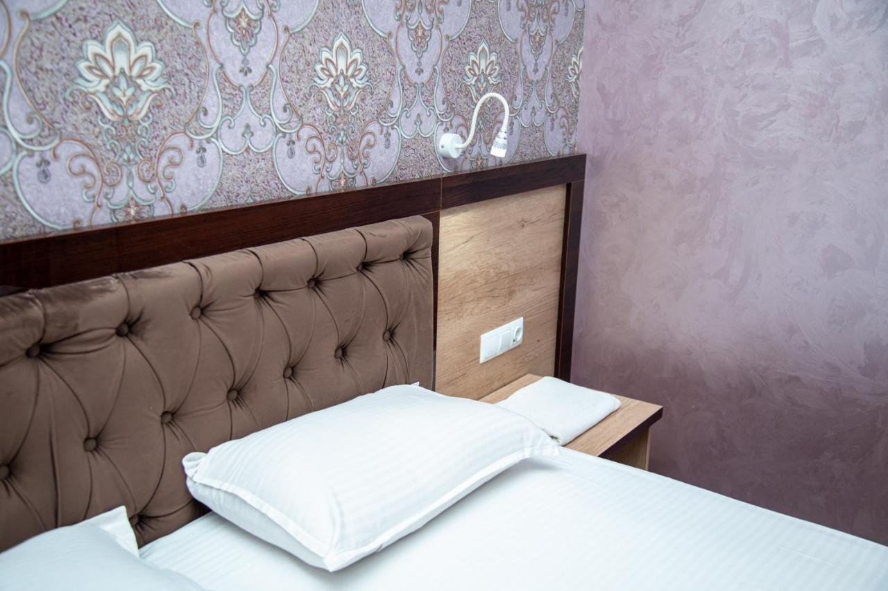 Armon Apart Hotel Khujand Esterno foto