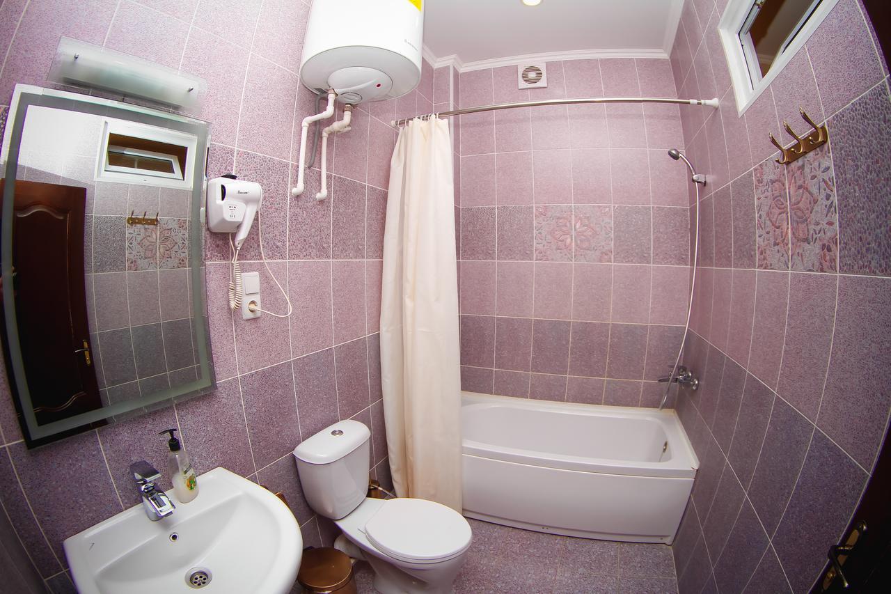 Armon Apart Hotel Khujand Esterno foto