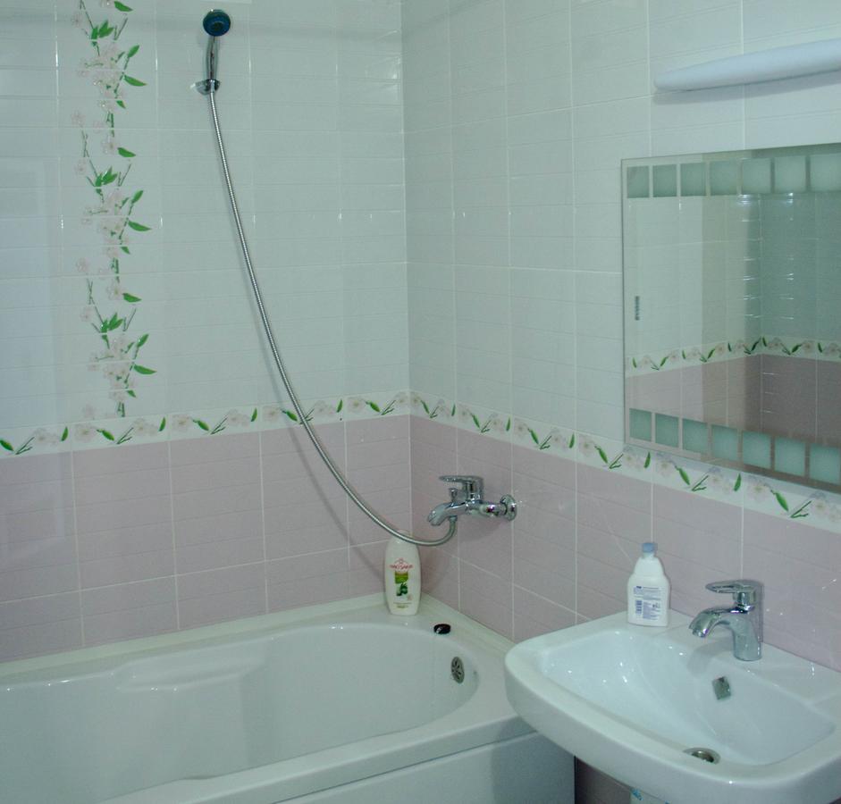 Armon Apart Hotel Khujand Esterno foto