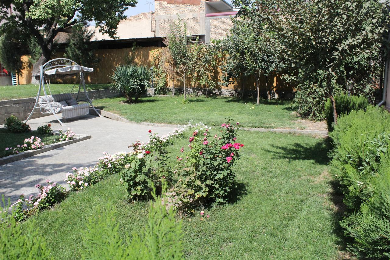 Armon Apart Hotel Khujand Esterno foto